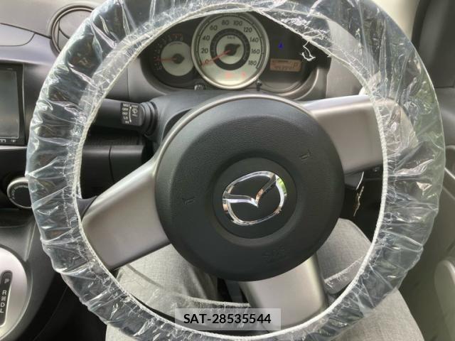 Mazda DEMIO 2009-07 7217658-4