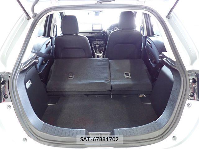 Mazda DEMIO 2019-03 7217736-17