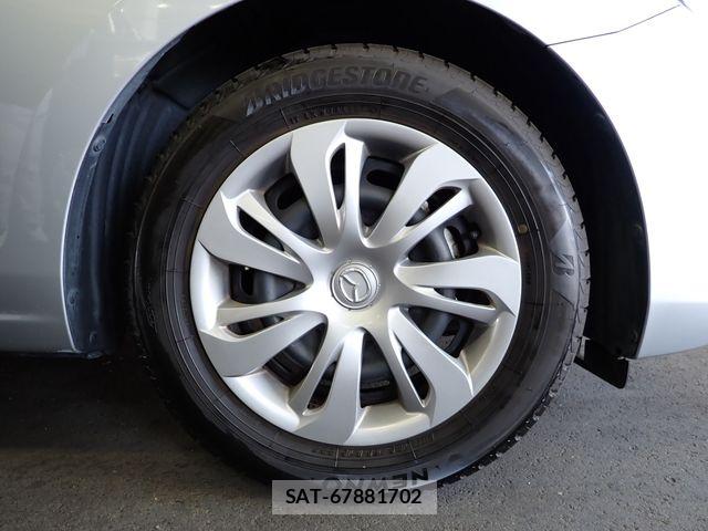 Mazda DEMIO 2019-03 7217736-18