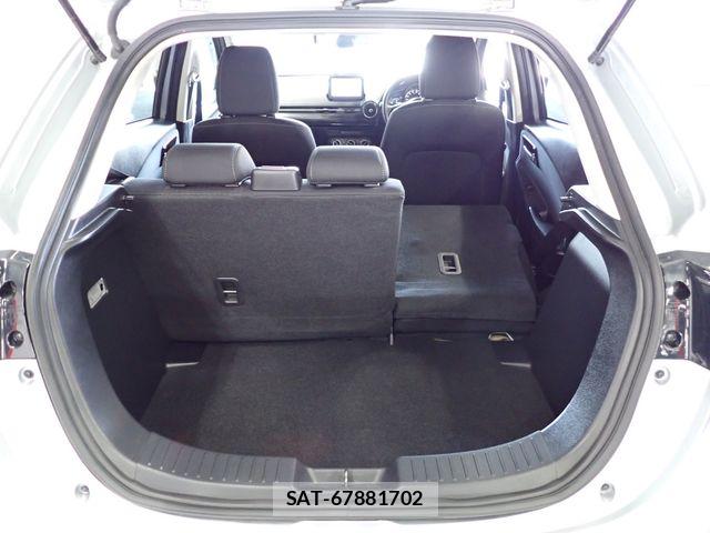 Mazda DEMIO 2019-03 7217736-25
