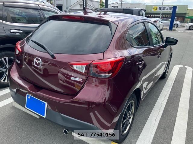 Mazda DEMIO 2017-12 7217727-7