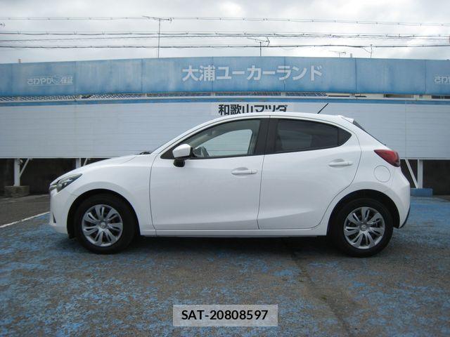 Mazda DEMIO 2015-11 7217714-14