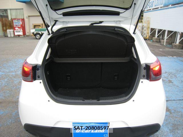 Mazda DEMIO 2015-11 7217714-24