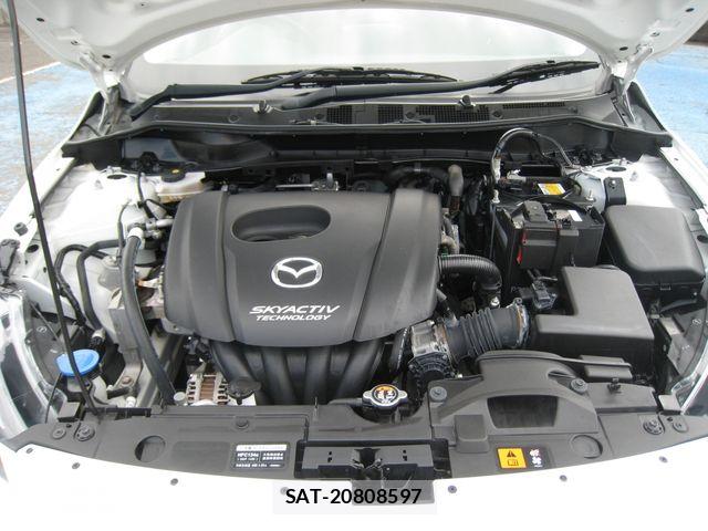 Mazda DEMIO 2015-11 7217714-26