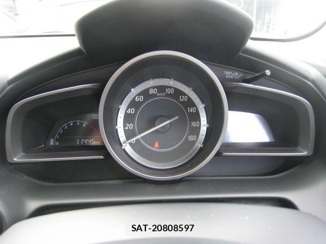 Mazda DEMIO 2015-11 7217714-3