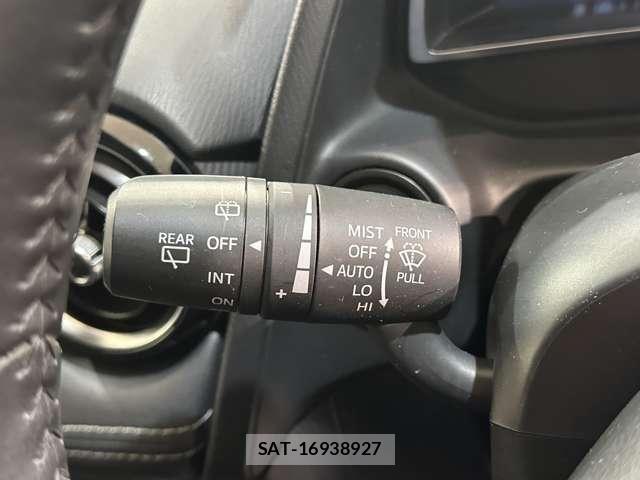 Mazda DEMIO 2017-05 7217726-12