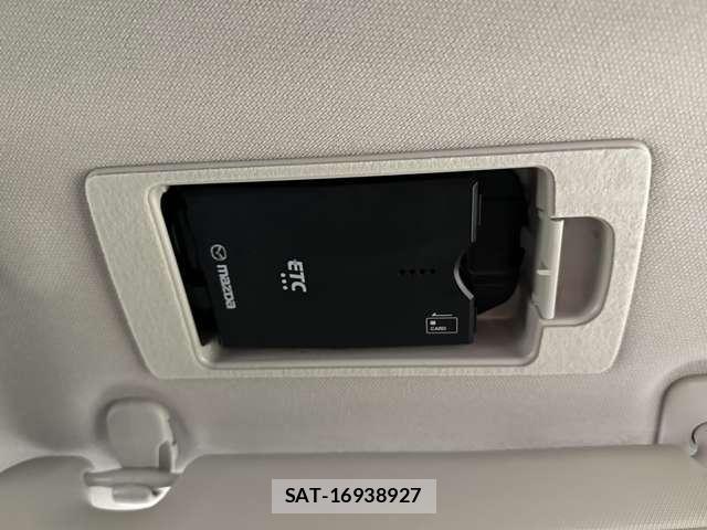 Mazda DEMIO 2017-05 7217726-16