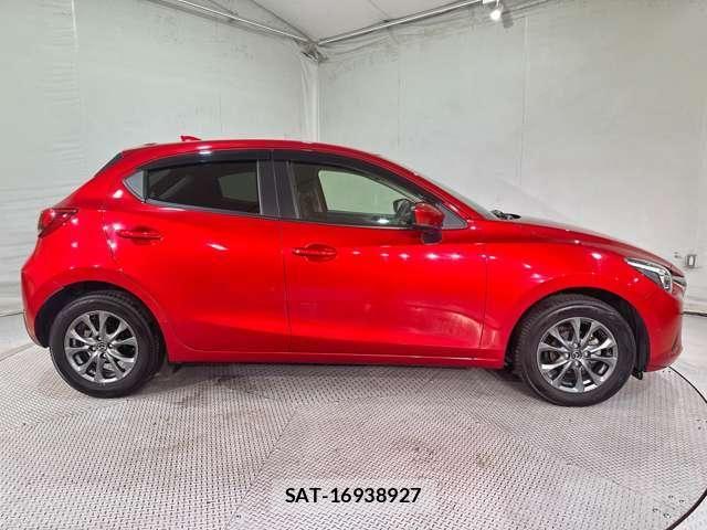 Mazda DEMIO 2017-05 7217726-3