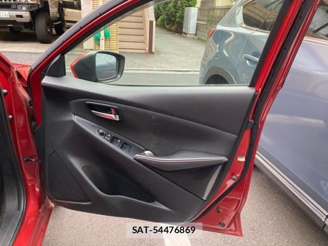 Mazda DEMIO 2015-07 7217700-10