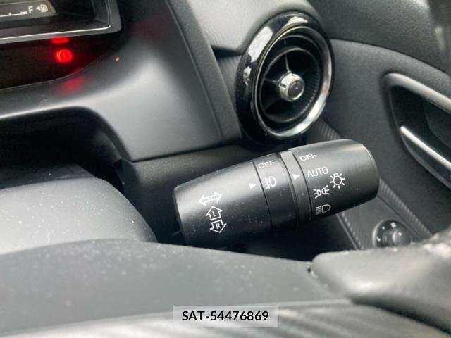 Mazda DEMIO 2015-07 7217700-18