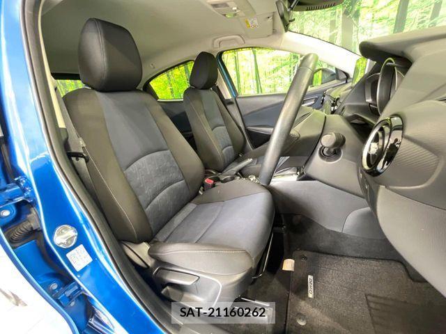 Mazda DEMIO 2016-03 7217711-7