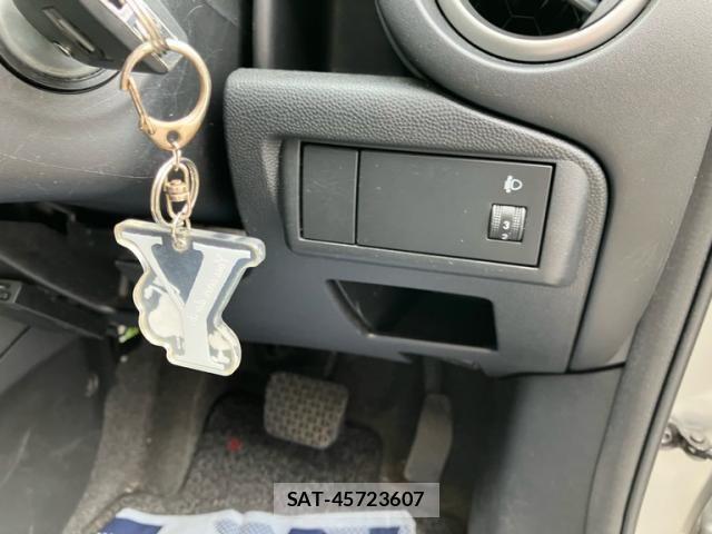 Mazda DEMIO 2013-06 7217664-9