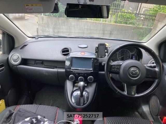 Mazda DEMIO 2013-08 7217667-9