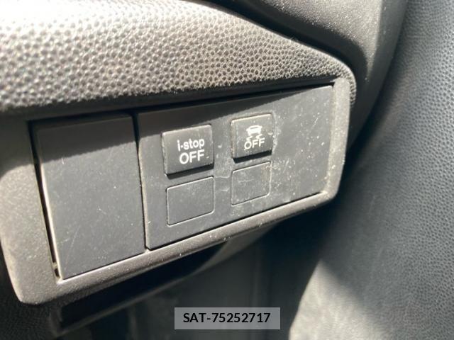 Mazda DEMIO 2013-08 7217667-13