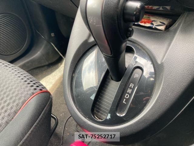 Mazda DEMIO 2013-08 7217667-14