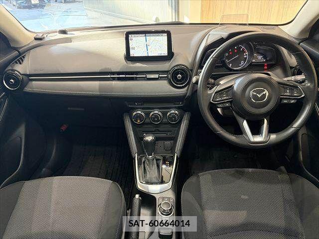 Mazda DEMIO 2017-03 7217723-2