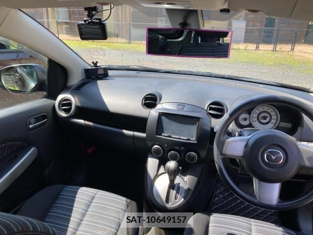 Mazda DEMIO 2009-09 7217659-12