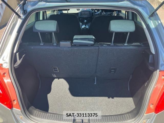 Mazda DEMIO 2013-09 7217669-12