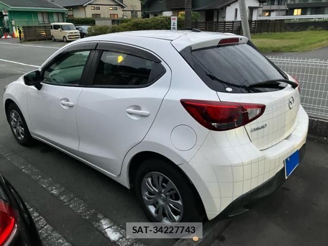 Mazda DEMIO 2015-10 7217707-4