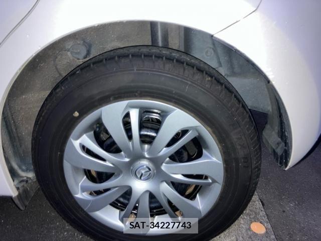 Mazda DEMIO 2015-10 7217707-7