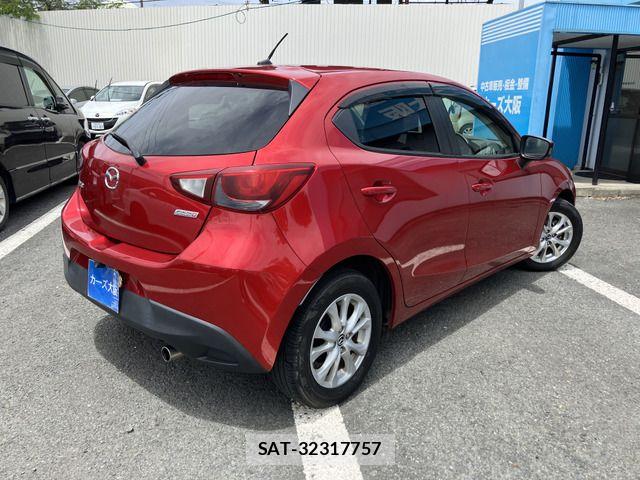 Mazda DEMIO 2015-07 7217704-2