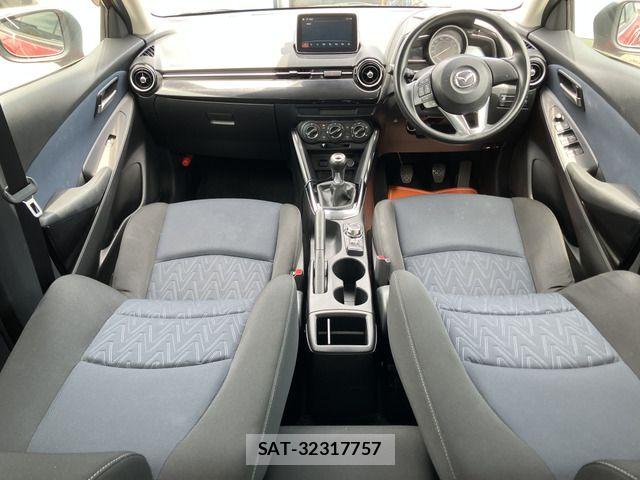 Mazda DEMIO 2015-07 7217704-5