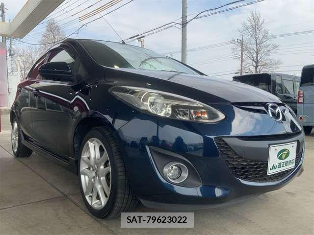 Mazda DEMIO 2013-12 7217666-5