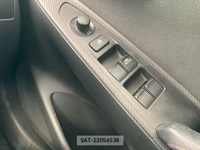 Mazda DEMIO 2014-11 7217685-16