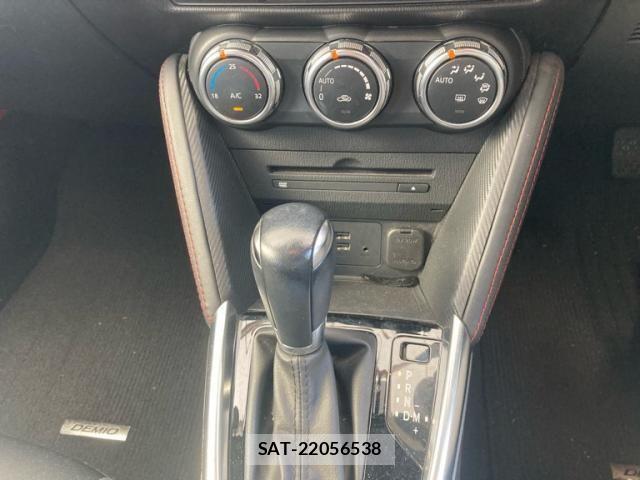 Mazda DEMIO 2014-11 7217685-18