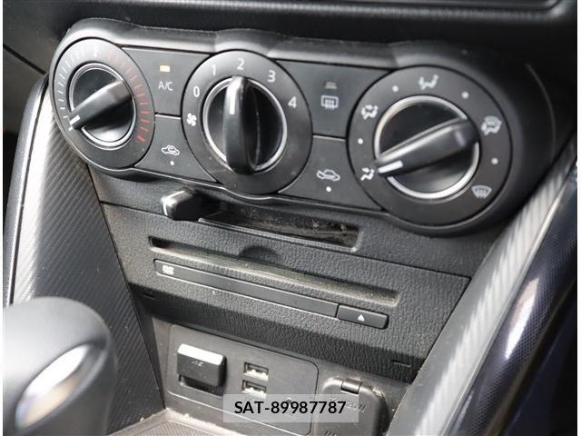 Mazda DEMIO 2014-12 7217687-9