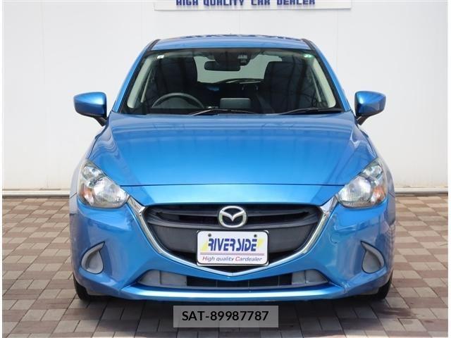 Mazda DEMIO 2014-12 7217687-16