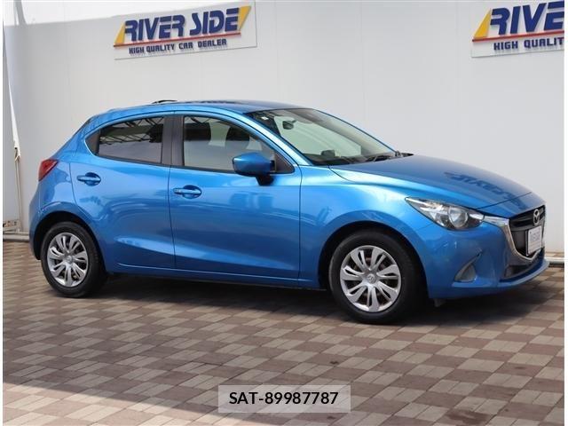 Mazda DEMIO 2014-12 7217687-19