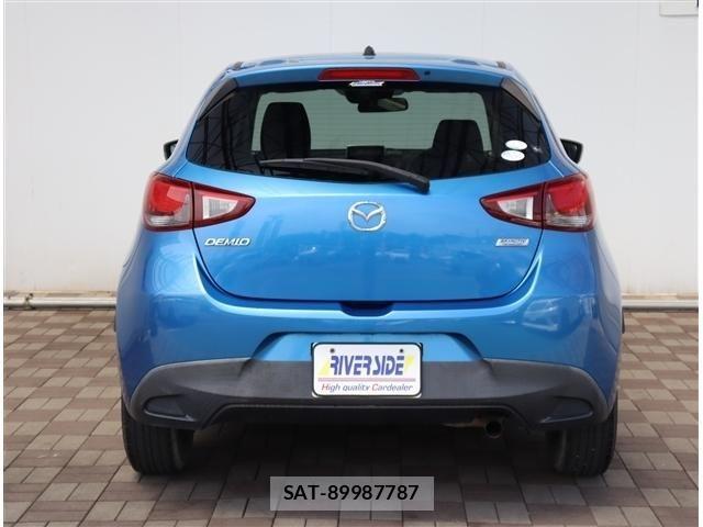 Mazda DEMIO 2014-12 7217687-20