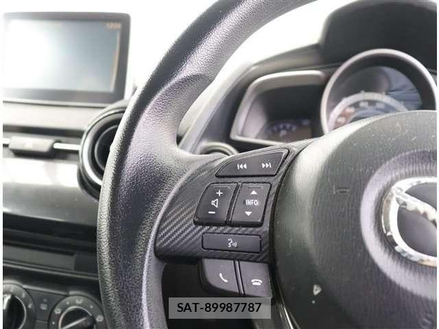 Mazda DEMIO 2014-12 7217687-26