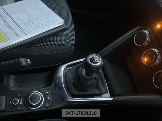 Mazda DEMIO 2017-07 7217724-16