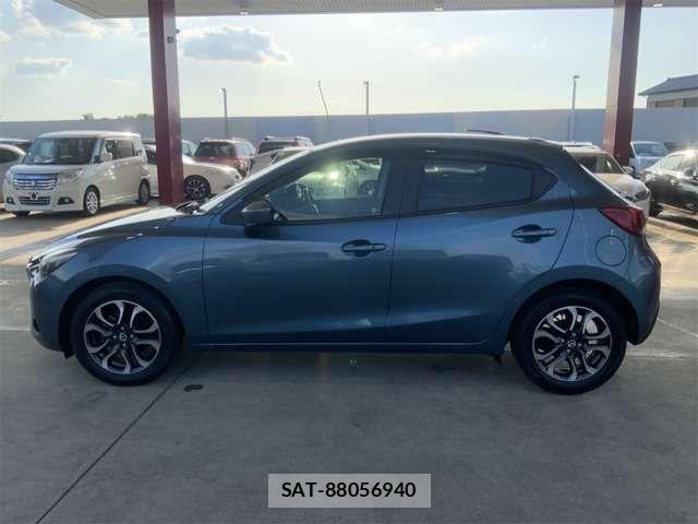 Mazda DEMIO 2014-11 7217674-4