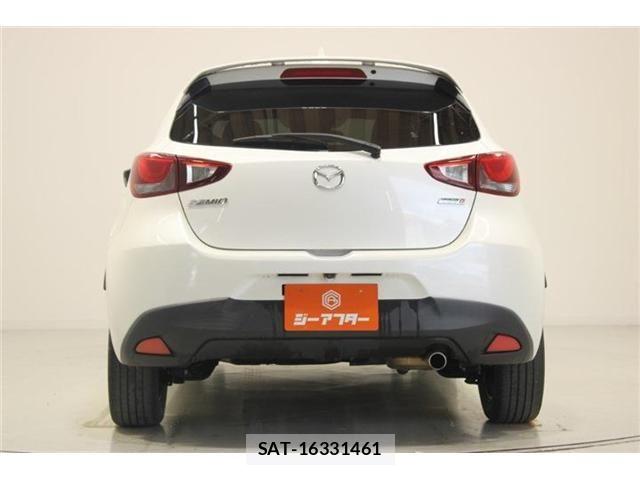 Mazda DEMIO 2014-11 7217676-10