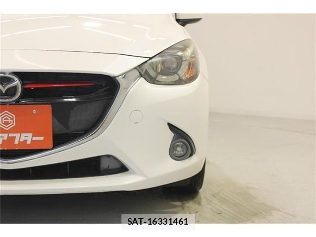 Mazda DEMIO 2014-11 7217676-13