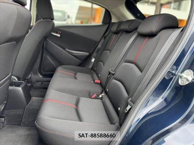 Mazda DEMIO 2014-10 7217673-17