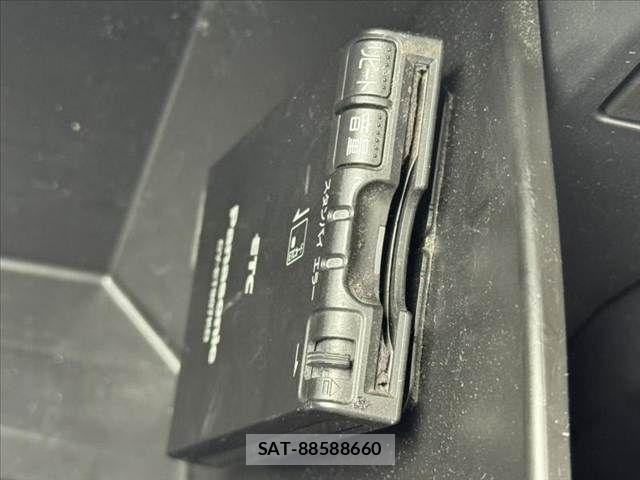 Mazda DEMIO 2014-10 7217673-27