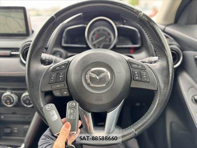 Mazda DEMIO 2014-10 7217673-4