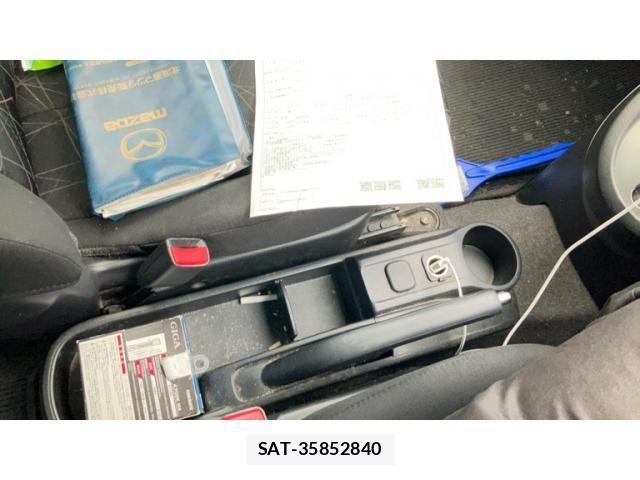 Mazda DEMIO 2011-08 7217662-11