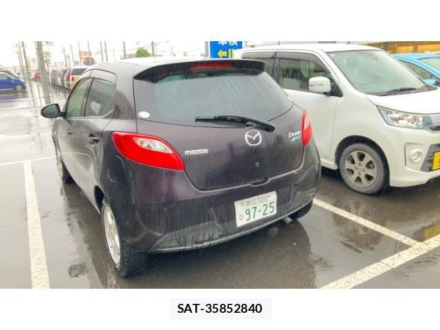 Mazda DEMIO 2011-08 7217662-1