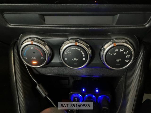 Mazda DEMIO 2015-09 7217706-23
