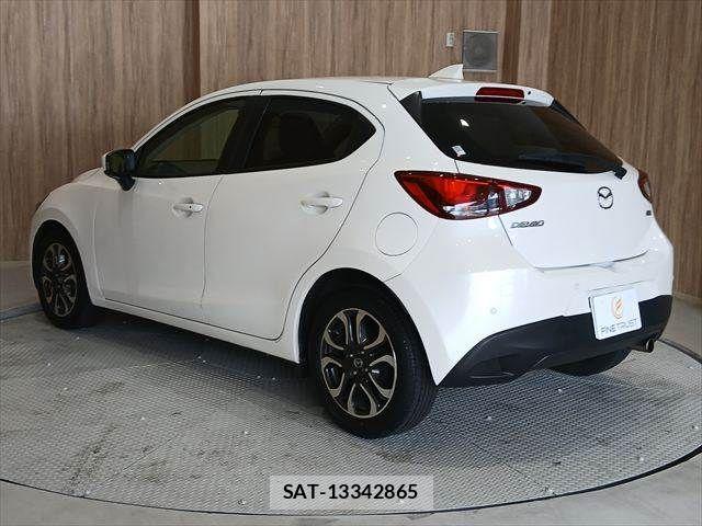 Mazda DEMIO 2016-03 7217709-18