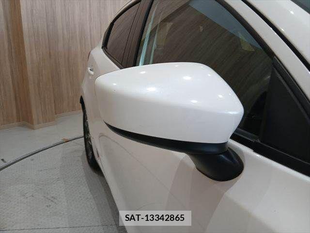 Mazda DEMIO 2016-03 7217709-26