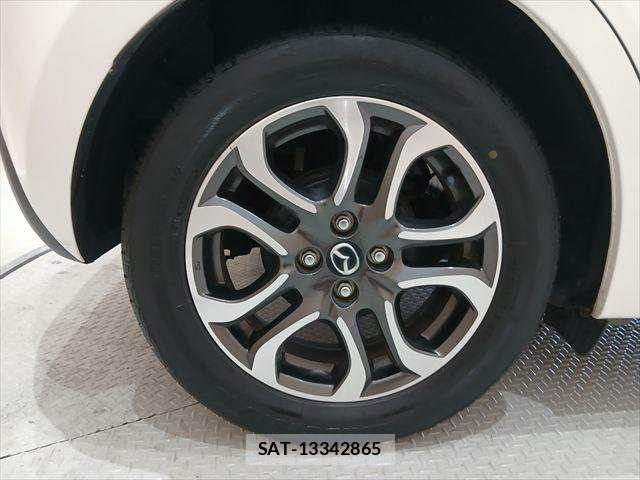 Mazda DEMIO 2016-03 7217709-27