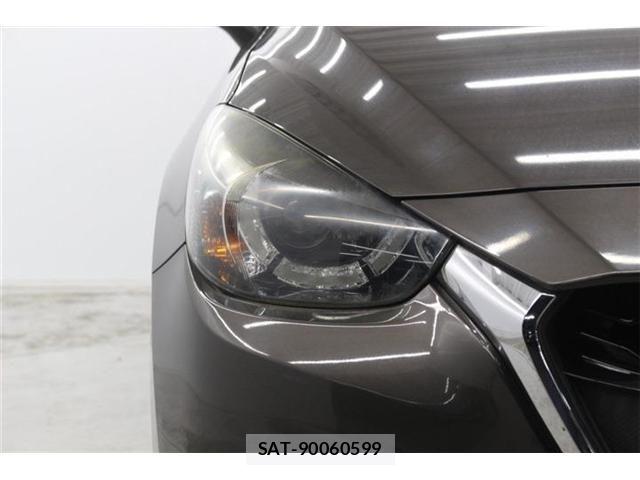 Mazda DEMIO 2015-11 7250549-11