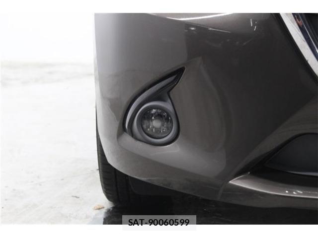 Mazda DEMIO 2015-11 7250549-12
