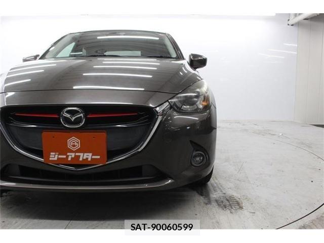 Mazda DEMIO 2015-11 7250549-13